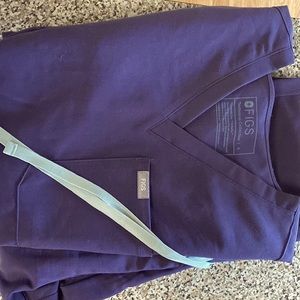 Purple Figs Scrub Set- Never worn